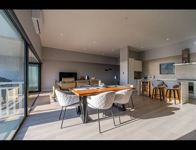 2 BEDROOM APARTMENT FOR SALE IN SHAKAS ROCK